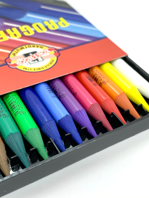 The Harley Gallery Shop Online // Woodless colouring pencils